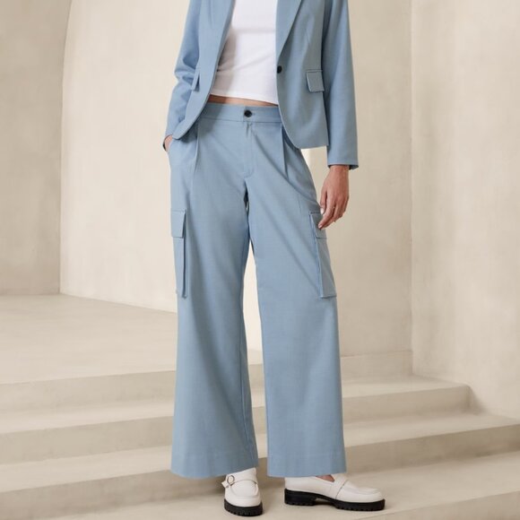 Banana Republic Stretch Twill Straight Cargo Pants - Picture 1 of 11